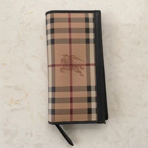 Burberry wallet